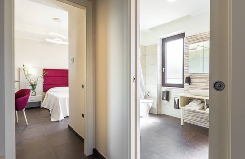 Pofi Hôtel | Lual Bleisure Hotel