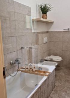 Lucca Historical Center Appartement | Lucca's Green Gem Home