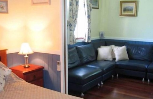 Paddington Cottage | Lucerne sur Fernberg BnB