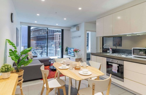 South Yarra Appartement | Lucia South Yarra *POOL, GYM & PARKING