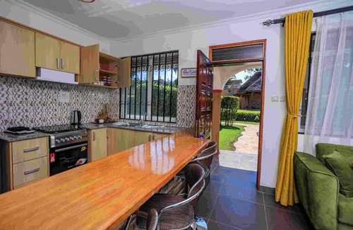 Kampala Cottage | Lucian Cottages: 1 bedroom peaceful retreat in Munyonyo