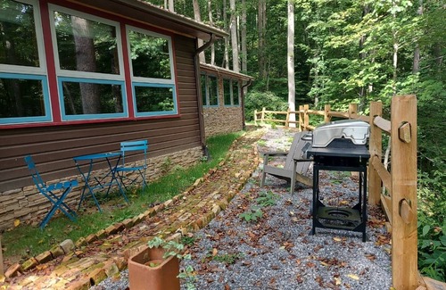 Clyde Cabine | Lucky Al’s Cabin at Riverside Farm