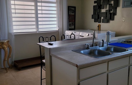 Canovanillas Maison | Lucy's Guest House.