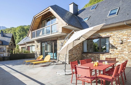 Vielha e Mijaran Maison | Luderna - Casa con jardín Montcorbison