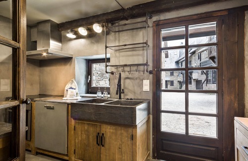 Garos Maison | Luderna - Casa con terraza dera Aubeta