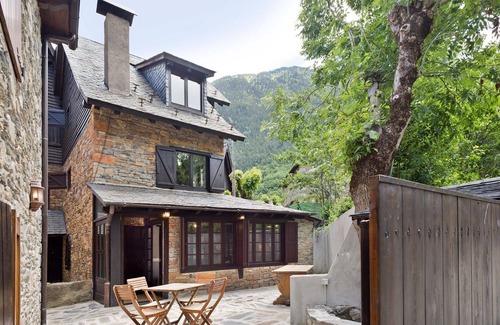 Garos Maison | Luderna - Casa con terraza dera Aubeta