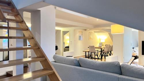 Ludwigsburg Appartement | LudwigsHome Zentral, Spacious, 120qm, Klima