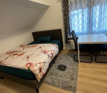 Ruesselsheim Maison | Luis Apartment Rüsselsheim D1
