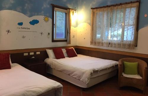 Ren'ai Lit Et Petit-Déjeuner | Luka Garden BnB