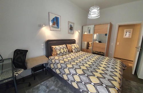 Athens Appartement | LUKAS-2 B/R LUXURIOUS FLAT WITH VERANDA
