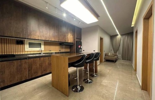 Al Duqqi Appartement | Luksusleilighet i Al Mohandiseen