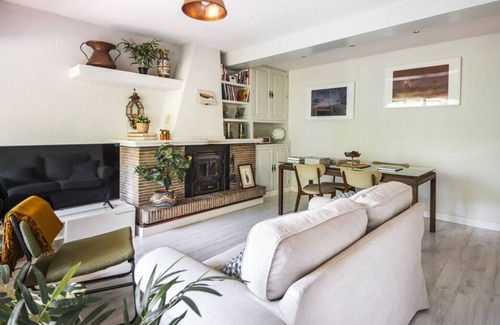 San Lorenzo de El Escorial Appartement | Luminoso Apartamento con Piscina