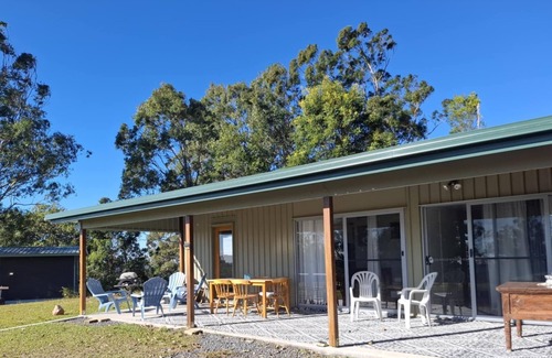 Mooloolah Valley Cottage | LUMINA GUESTHOUSE. nRestore Your Inner Light, in Nature.
