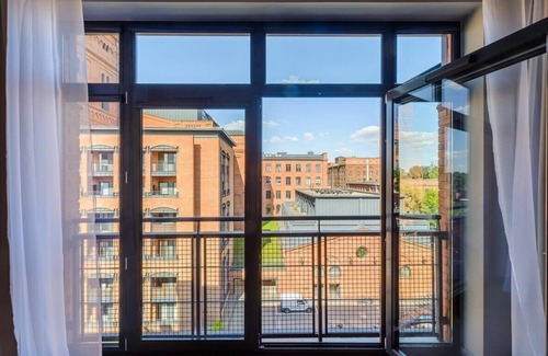 Lodz Appartement | Lumina loft near Museum of art