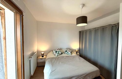 Villefranche-sur-Saone Appartement | Lumineux, Parking, Terrasse