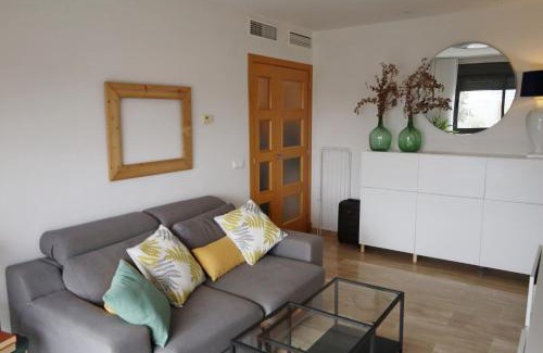 Plaza de Toros Vieja Appartement | Luminoso Apartamento frente al Puerto