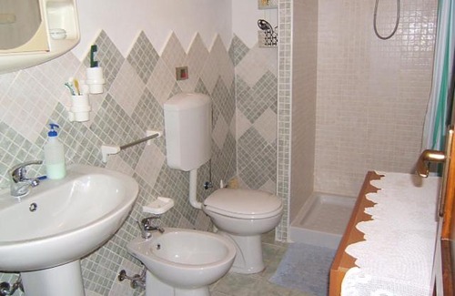 Ruoni Appartement | Luminoso quadrilocale