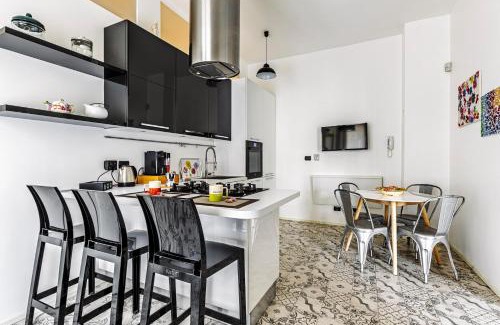 Maggiolina Appartement | Luminoso trilocale vicino alla stazione Centrale