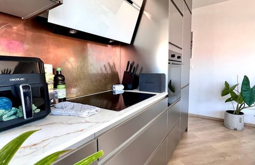 Jacht Appartement | Luminous Loft EU institution