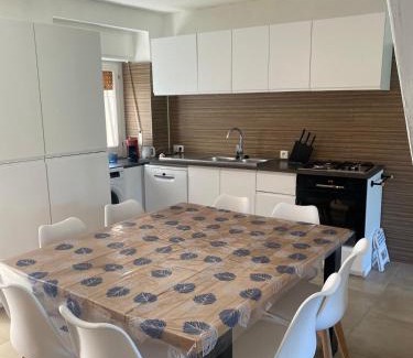 Lupara Maison | Lupara Bella