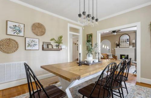 Earlewood Maison | Lush 4BR on Lincoln