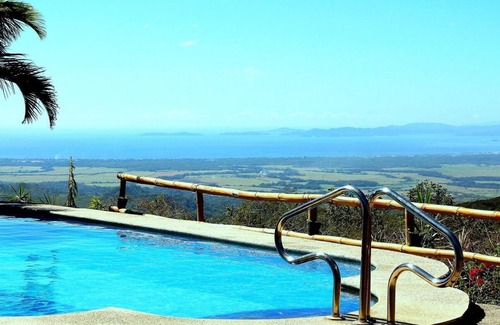 Miramar Appartement | LUSH APARTMENT, SWIMMINGPOOL WITH GREAT OCEANVIEW