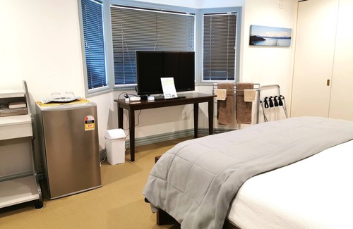 Henderson Lit Et Petit-Déjeuner | Lush & Co Auckland Bed & Breakfast