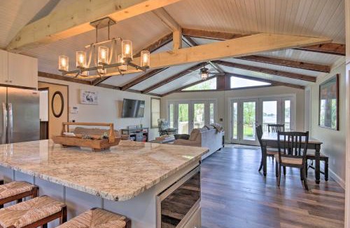 Gilbert Maison | Lush Gilbert House with Outdoor Oasis on Lake Murray