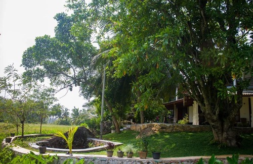 Unawatuna Maison | Lush Green Villa