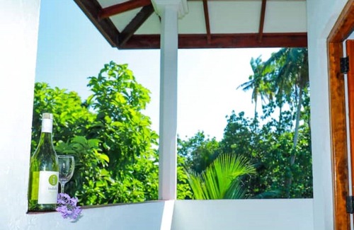 Kathaluwa Appartement | Lush Paradise>Pool+AC+Kitchen~Sea, Nature & Relax!