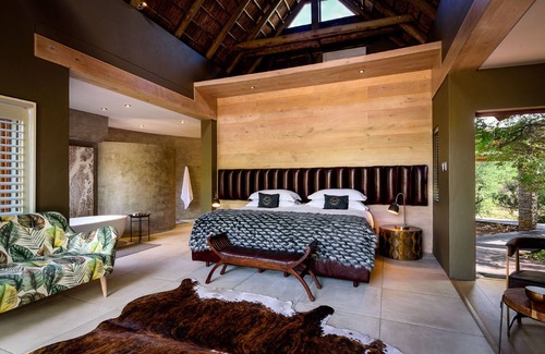 Pilanesberg National Park Cabine | Lush Private Game Lodge