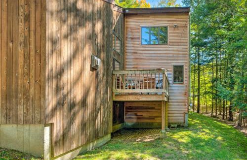 North Conway Maison | Lush, Woodsy Cabin Less Than 2 Mi to Cranmore Resort!