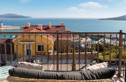 Seoca Maison | Lustica Bay Luxury 2-bedroom townhome in awesome Radovići.