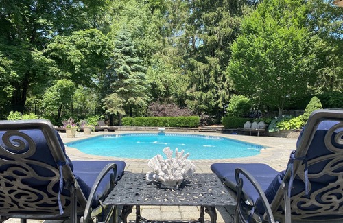 Middleville Maison | Lux 1 bedroom with private en-suite bathroom - Rm A