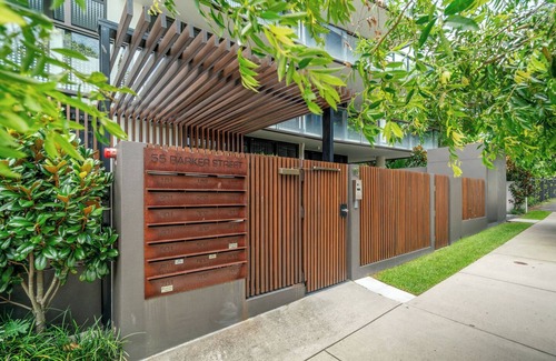 New Farm Appartement | Lux 3BR Apt
