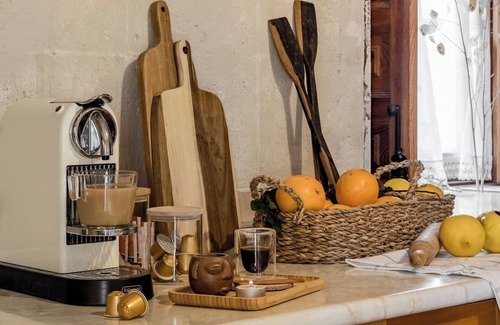 Carabana Maison | Lux 5BR Villa. Pool, WineCellar,Gardens,Games and BBQ