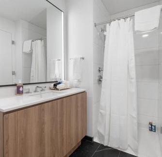 The Loop Appartement | Lux Apts with Lake Views and Top Amenities