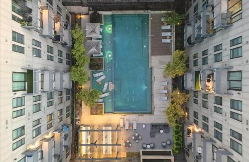 Fort Worth Appartement | Lux Downtown Fort Worth Retreat, Resort Style Pool, Gym and Parking