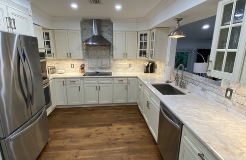 Delray Beach Maison | Piscine chauffée Exec 4 / 3- récemment rénovée avec espace de divertissement pour la deuxième cuisine