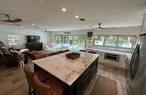 Delray Beach Maison | Piscine chauffée Exec 4 / 3- récemment rénovée avec espace de divertissement pour la deuxième cuisine