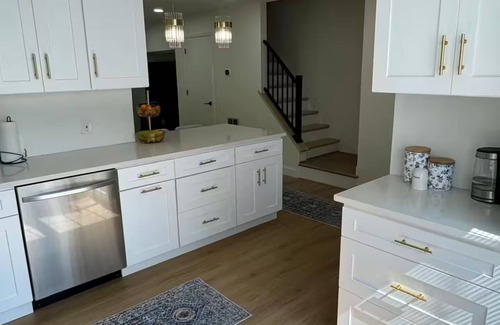 Merrimack Maison | Lux home near Rt 3/MHT/mountain/lake/ocean/Boston