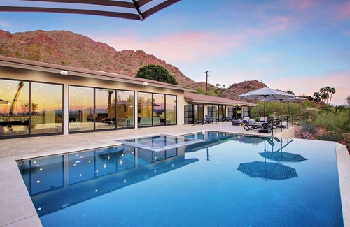Red Rock Maison | NOUVEAU! Propriété de luxe de plusieurs millions de dollars avec Scottsdale, Phx City & Mountain View