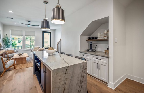 Galveston Maison | Lux Ocean Escape: Walk to Beach, Backyard Oasis, King Bed, Bunks & Hot Tub!