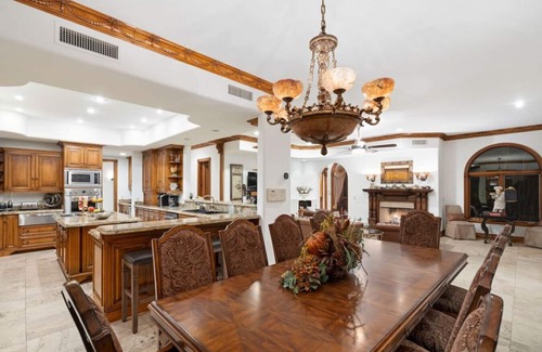 Carefree Maison | Lux Scottsdale/ Carefree family retreat golf pool