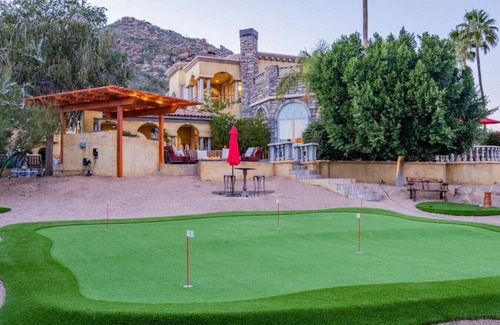 Carefree Maison | Lux Scottsdale/ Carefree family retreat golf pool