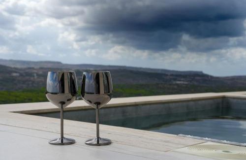 Mellieha Appartement | Lux Sea&Country Views with Pool