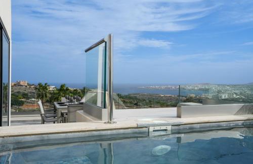 Mellieha Appartement | Lux Sea&Country Views with Pool