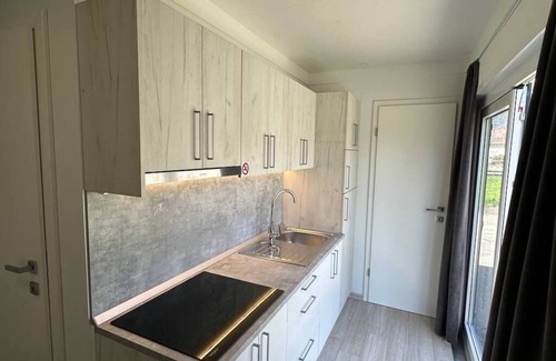Agarn Maison | Luxcube 5 Komplette 2 Zimmer Mini Appartement Mobilhome für 2 Pers. Küche + Bad