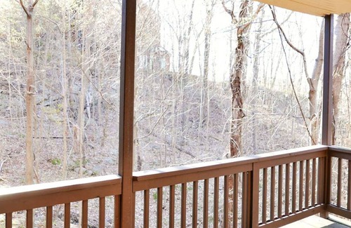 Vernon Cabine | Luxe 10 Cabine / Ski / Piscines / Tennis / Gym / Randonnée - 5 étoiles sur AIRBNB