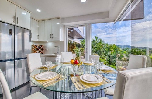 Nosara Station Balnéaire | 𝑳𝒖𝒙𝒆 15BR Mansion » 4 Villas » 2 Pools » Retreats » Weddings » 24-7 Security